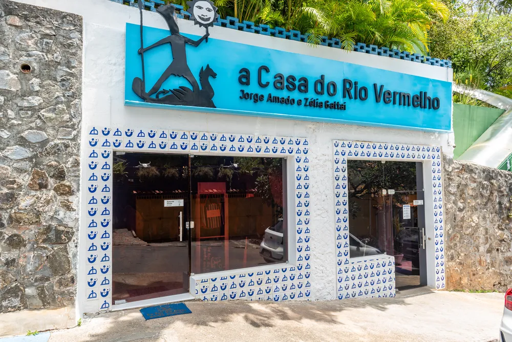 Ladrilhada para ver o amor passar